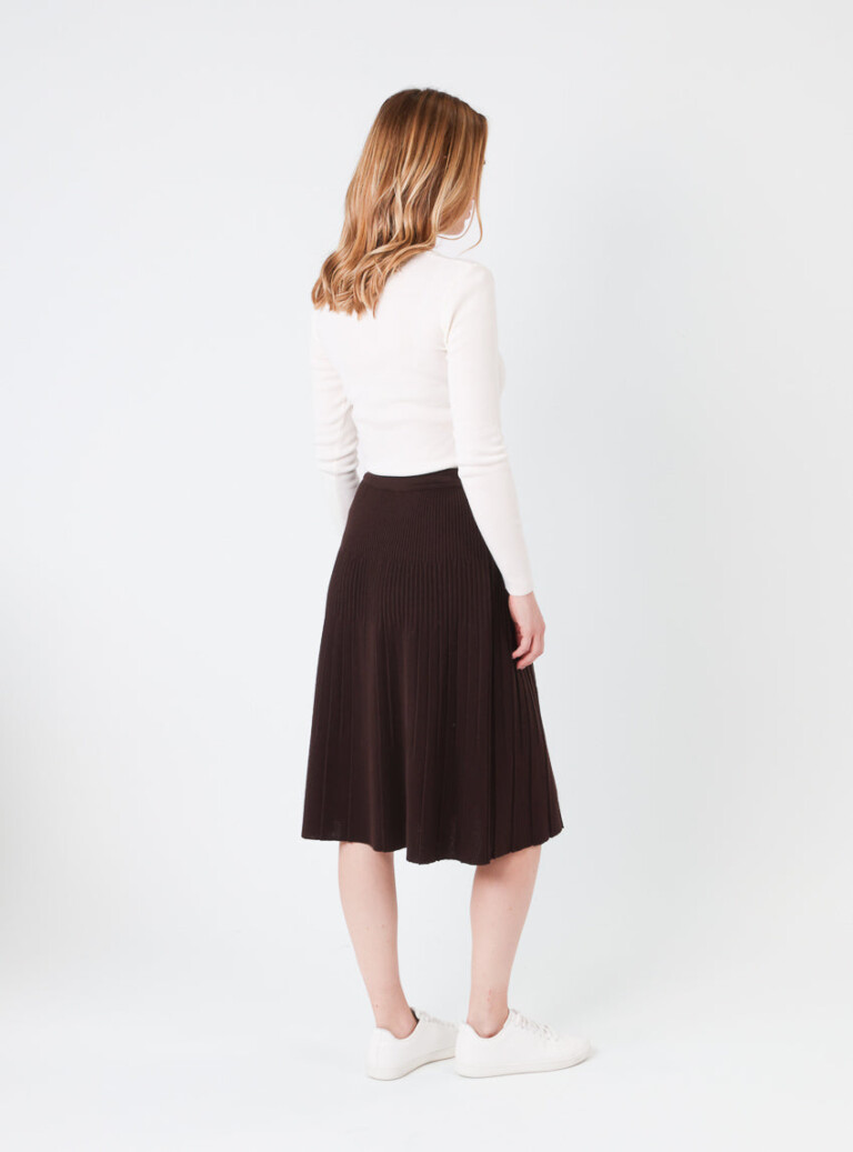 Maison Solfin - Jupe plissée midi en laine marron chocolat – 4
