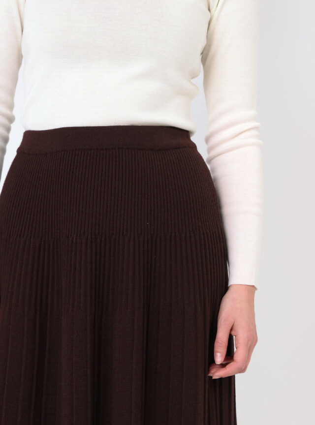 Maison Solfin - Jupe plissée midi en laine marron chocolat – 4