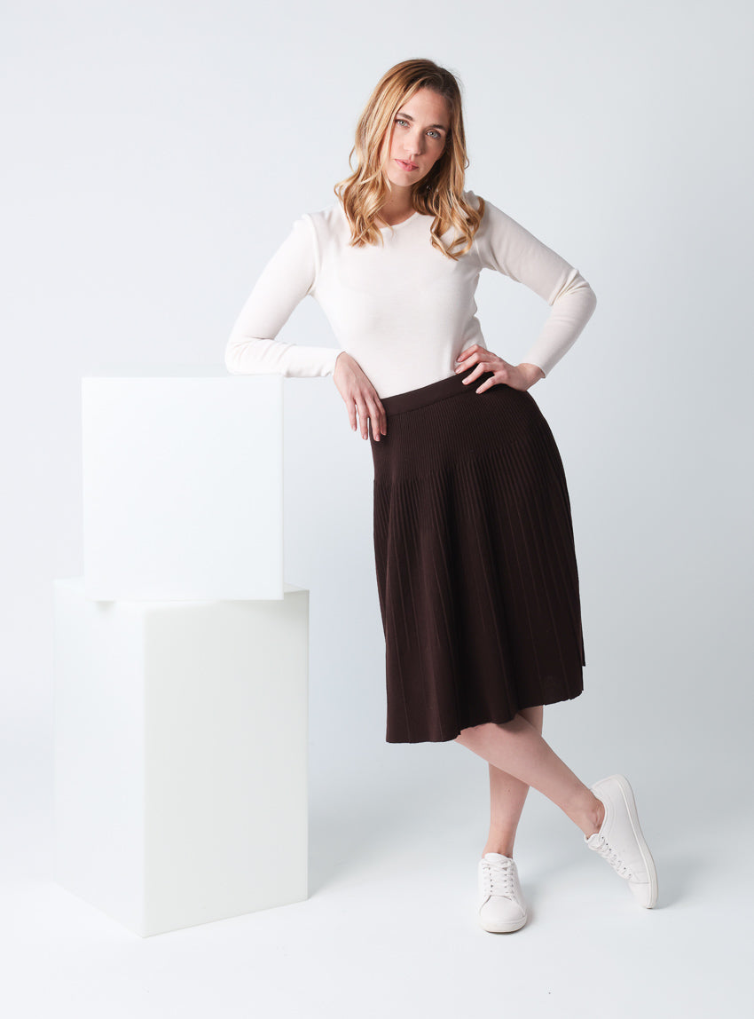 7621 marron jupe 6 Maison Solfin - Jupe plissée midi en laine marron chocolat – 4