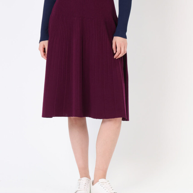Maison Solfin - Jupe plissée midi en laine violet nuit – 4