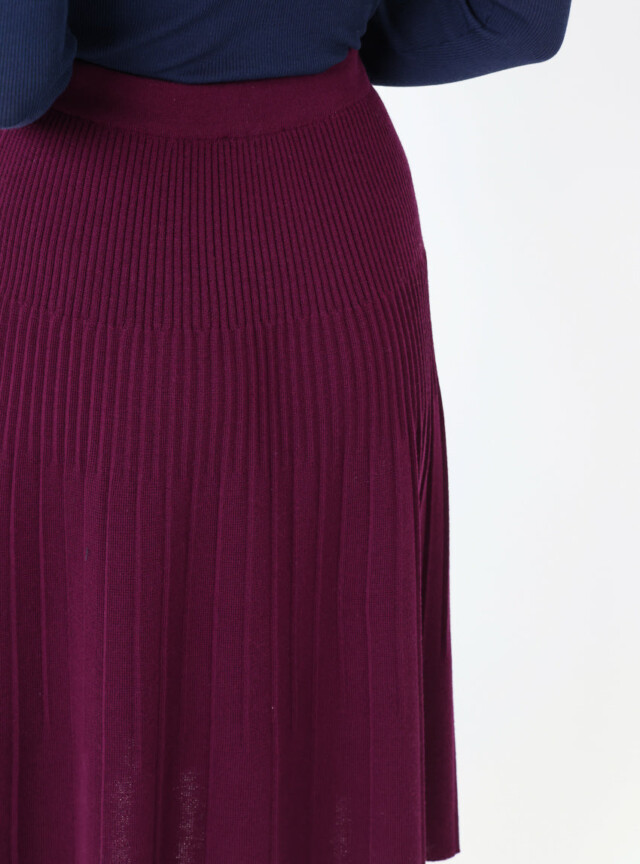 Maison Solfin - Jupe plissée midi en laine violet nuit – 4