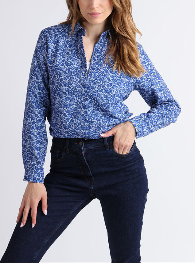 Chemisier femme coton fleurs bleues par la marque MAISON SOLFIN MAISON SOLFIN - Chemisier femme coton fleurs bleues