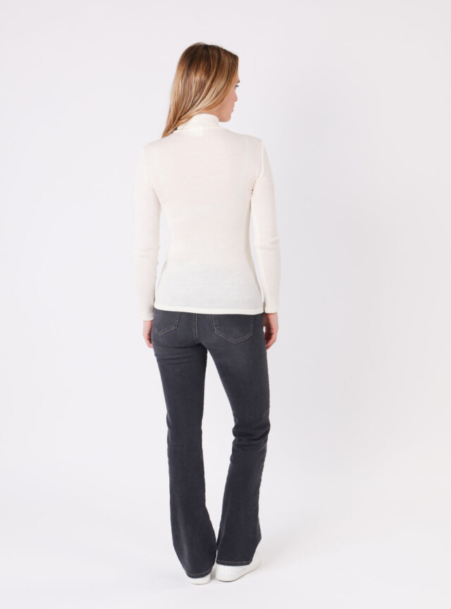 Maison Solfin - Pull chaussette col roulé laine et soie blanc – 5