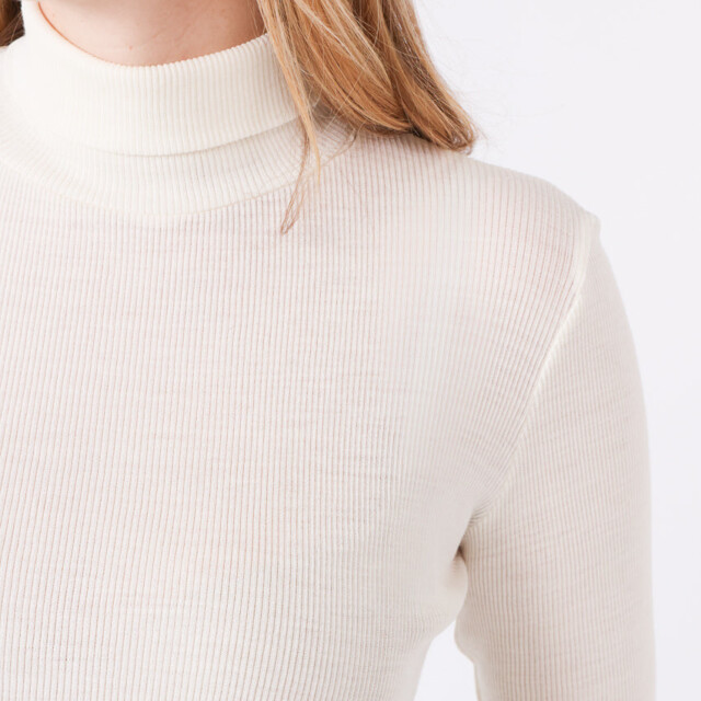 Maison Solfin - Pull chaussette col roulé laine et soie blanc – 5