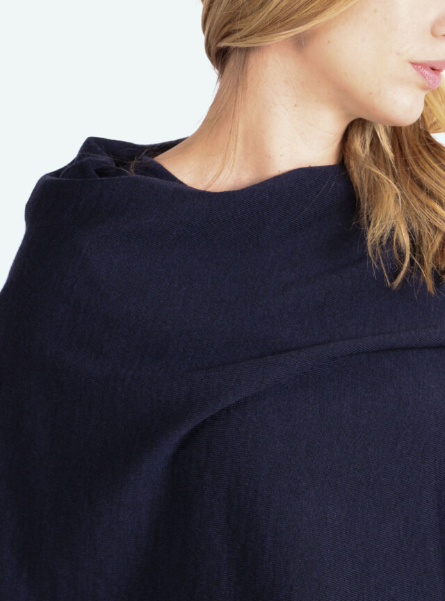 Maison Solfin - Poncho femme en laine mérinos bleu marine – U