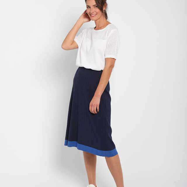Maison Solfin - Jupe mi-longue plissée bleu marine – 4