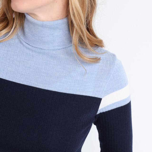 Maison Solfin - Pull chaussette col roulé en laine bleu – 5