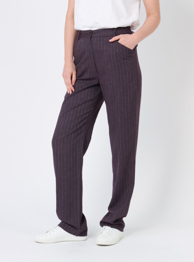 Pantalon femme violet prune rayé par la marque MAISON SOLFIN MAISON SOLFIN - Pantalon femme violet prune rayé