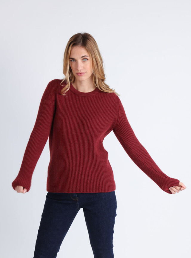 Pull femme en maille anglaise rouge par la marque MAISON SOLFIN MAISON SOLFIN - Pull femme en maille anglaise rouge