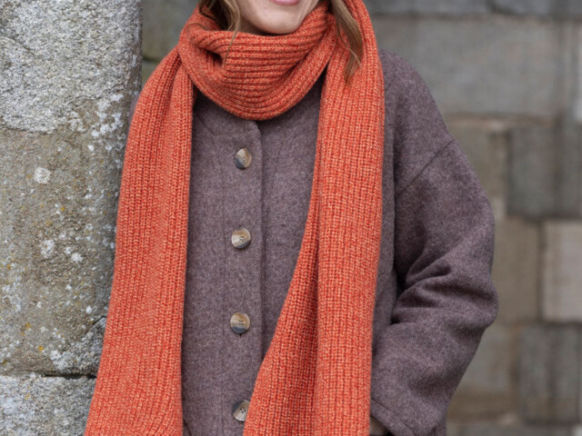 Maison Solfin - Écharpe femme en laine recyclée orange – U