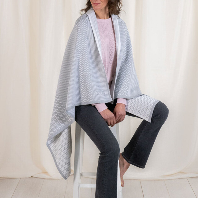 Maison Solfin - Plaid jacquard en laine mérinos gris – U