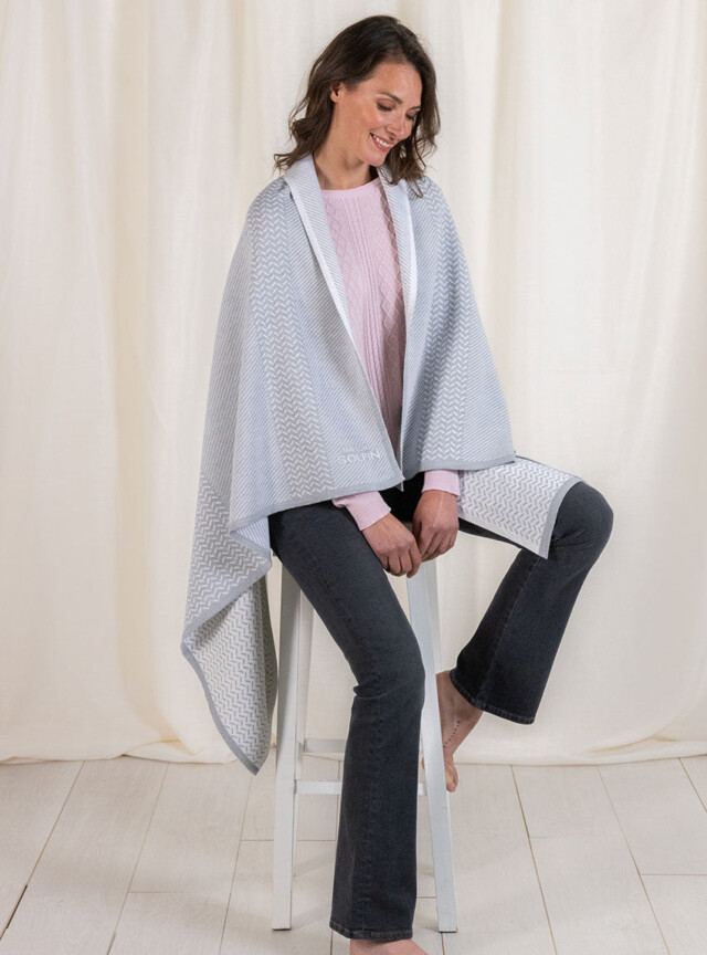 Maison Solfin - Plaid jacquard en laine mérinos gris – U