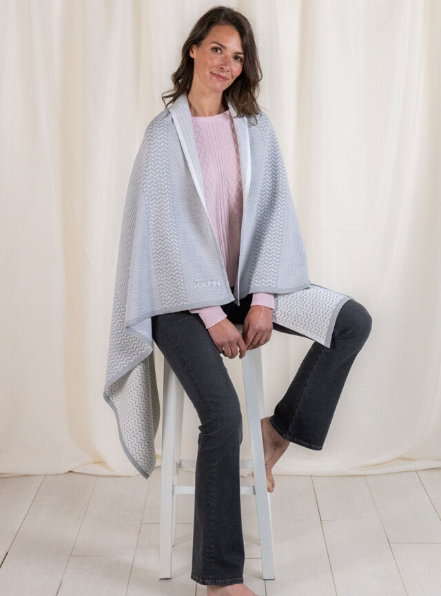 Maison Solfin - Plaid jacquard en laine mérinos gris – U