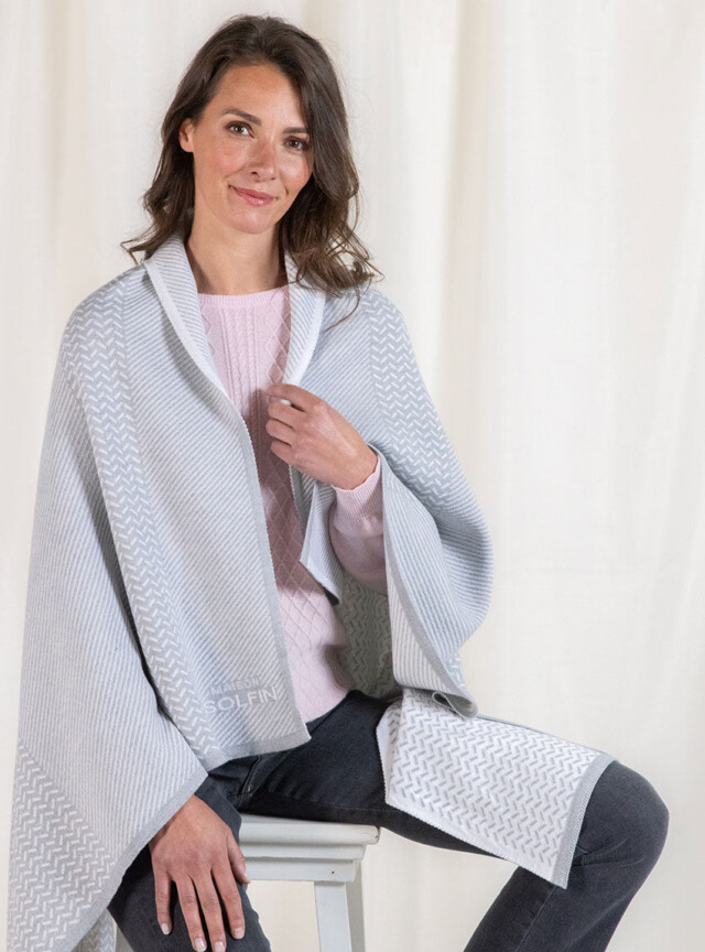 Plaid jacquard en laine mérinos gris par la marque MAISON SOLFIN MAISON SOLFIN - Plaid jacquard en laine mérinos gris