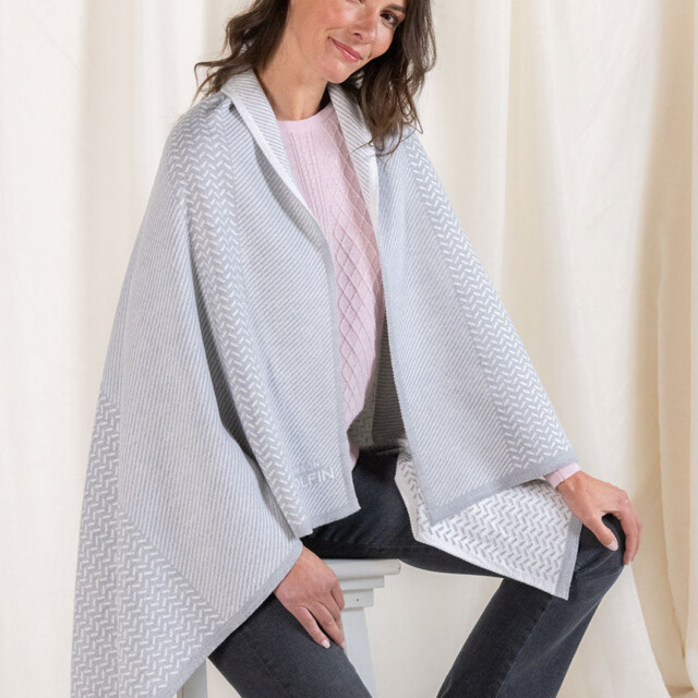 Maison Solfin - Plaid jacquard en laine mérinos gris – U