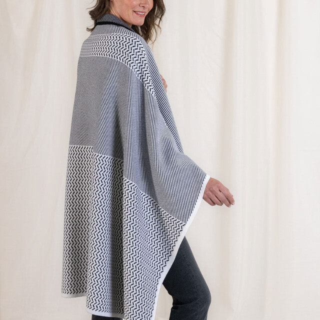 Maison Solfin - Plaid jacquard en laine mérinos noir – U