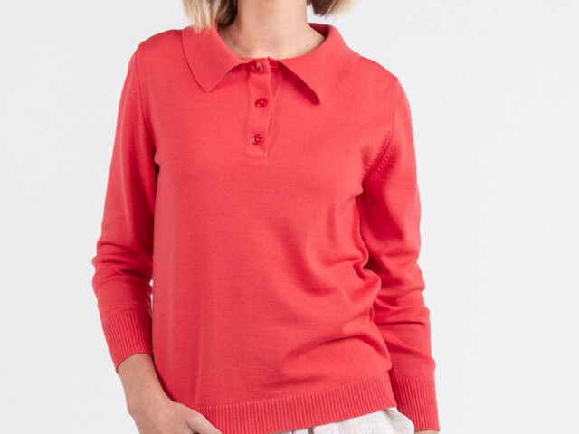 7836 RLX 8 polo manches longues femme laine merinos rouge lumineux Maison Solfin - Pull femme col polo en laine rouge lumineux – 50