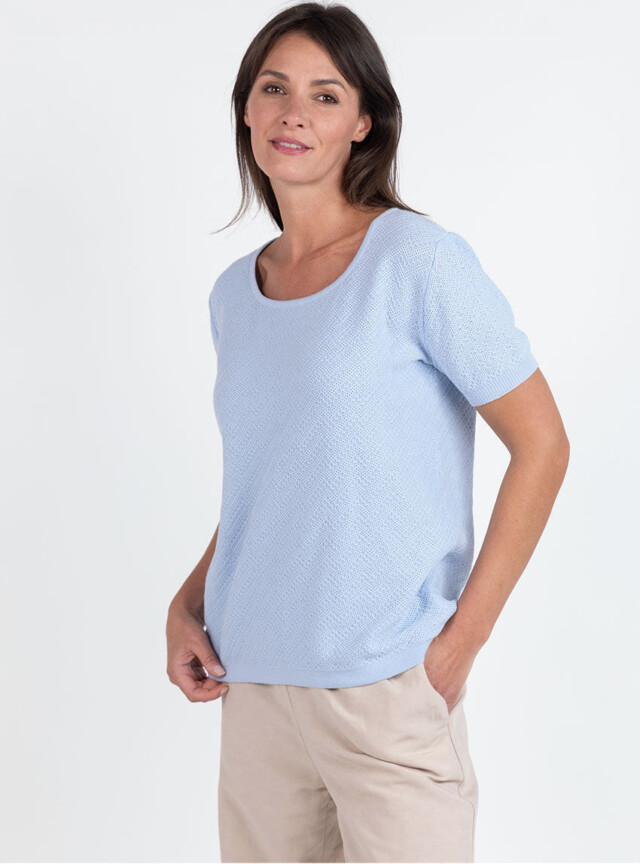 Pull femme manches courtes coton bleu azur par la marque MAISON SOLFIN MAISON SOLFIN - Pull femme manches courtes coton bleu azur