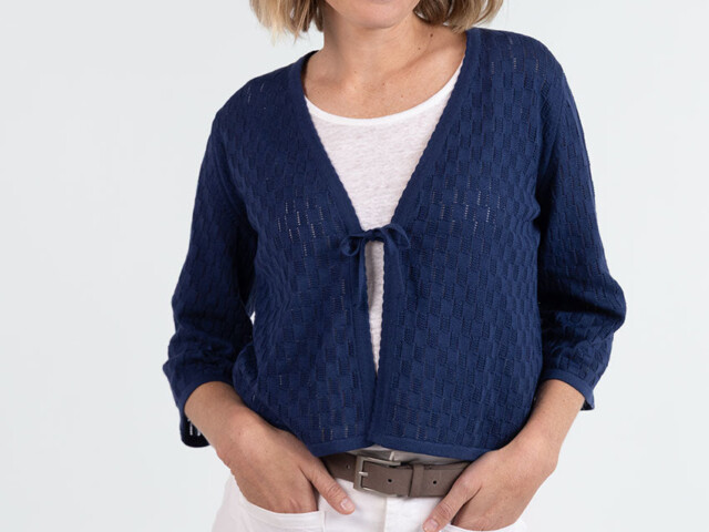 7843 MAR 5 gilet femme coton bleu marine bac87dd7 286f 4ecc 9a55 15b29bdeccfa Maison Solfin - Gilet femme ajouré en coton bleu marine – 1