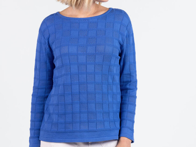 7845 BLQ 5 pull femme coton bleu atlantique Maison Solfin - Pull femme ajouré en coton bleu atlantique – 4