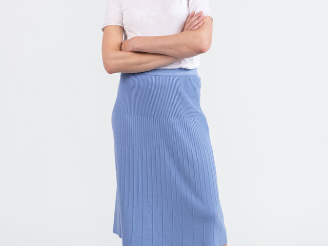 7847 BAS 3 jupe plissee femme viscose bleu aster Maison Solfin - Jupe plissée femme fluide en viscose bleu aster – 4