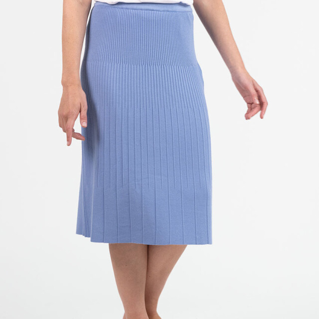 Maison Solfin - Jupe plissée femme fluide en viscose bleu aster – 4