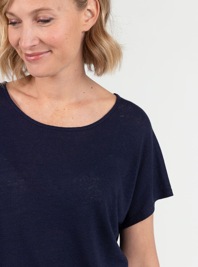 Maison Solfin - Top femme fluide en lin bleu marine – 5