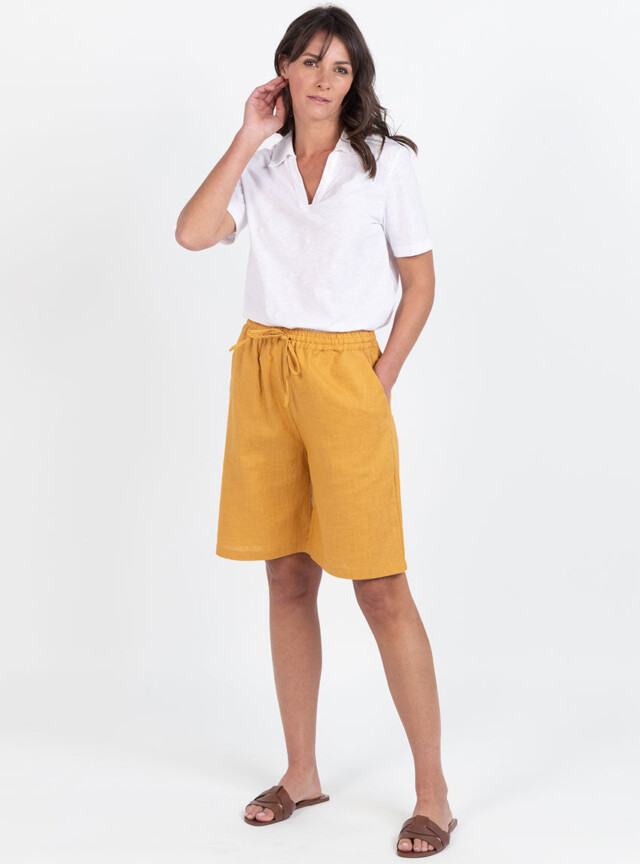 Maison Solfin - Bermuda femme en lin et coton jaune safran – 48