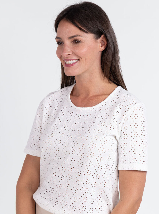Maison Solfin - Tee-shirt femme en maille ajourée coton blanc crème – 5