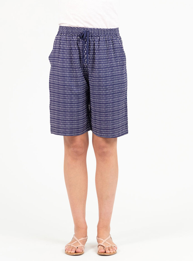 Maison Solfin - Bermuda femme fluide en viscose imprimée graphique bleu – 46