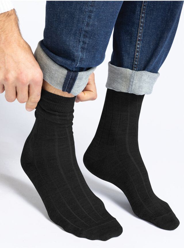 MAISON SOLFIN - Mi-chaussettes mixtes laine et soie noire