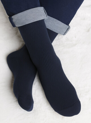 Mi-chaussettes pure laine bleu marine par la marque MAISON SOLFIN MAISON SOLFIN - Mi-chaussettes pure laine bleu marine