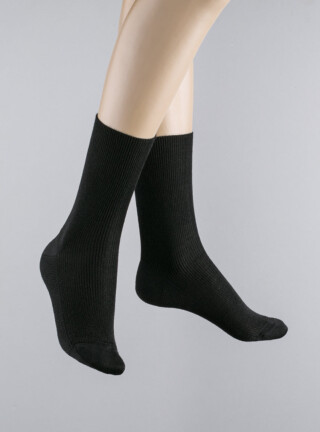 Mi-chaussettes mixte en laine sans élastique noires par la marque MAISON SOLFIN MAISON SOLFIN - Mi-chaussettes mixte en laine sans élastique noires