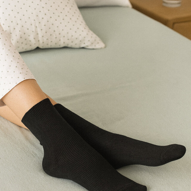 Maison Solfin - Mi-chaussettes mixte en laine sans élastique noires – 45/46