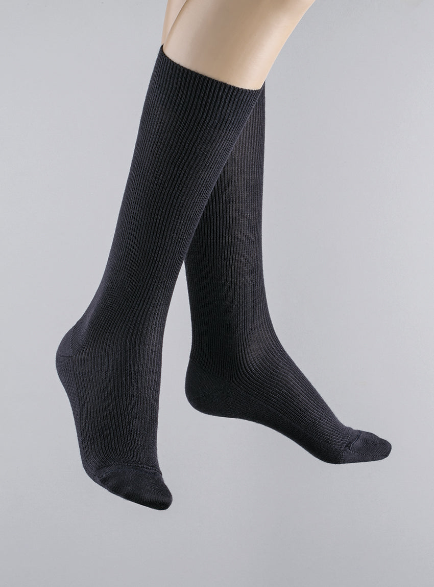 970 NOI 1 chaussettes hautes laine noir Maison-solfin - Chaussettes hautes mixte en pure laine noir – 45/46