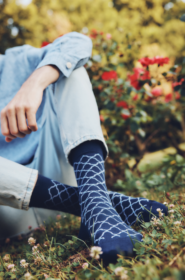 Maison Broussaud - Les arabesques - chaussettes homme - coton marine – 43/46 / MARINE