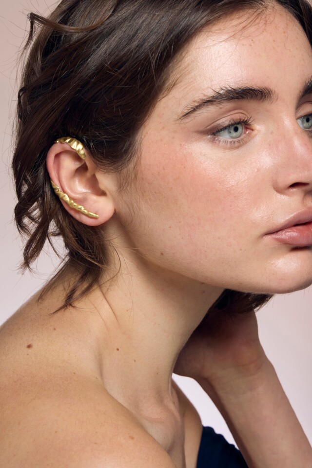 Violaine Muras - Earcuff Armure