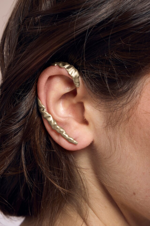 Violaine Muras - Earcuff Armure