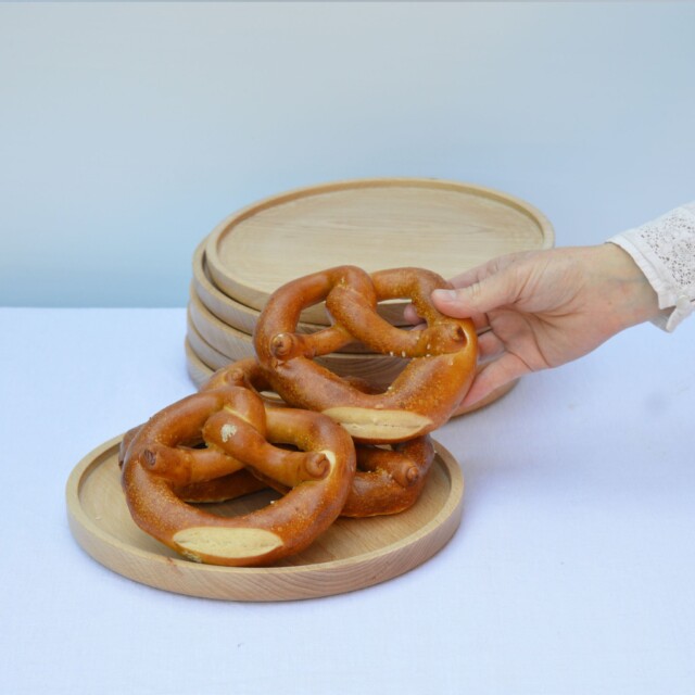 Maison Primavera - Assiette en bois - Origines – Personnalisée (+ 5€)