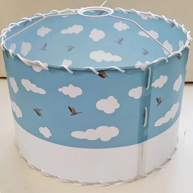 Atelier Baby’Sphère - Luminaire enfant Ciel nuage et oiseaux Personnalisable