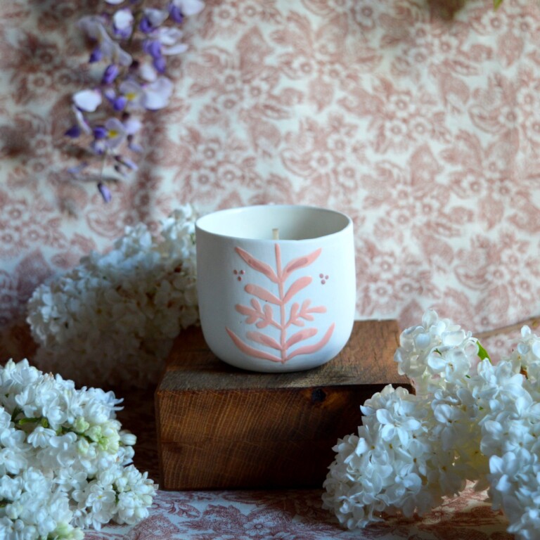 Maison Primavera - Bougie tasse à café en porcelaine - Origines – Feuillage rose