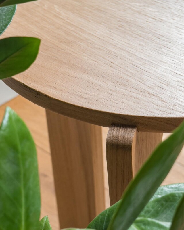 Reine Mère - Arche - Table d'appoint en chêne