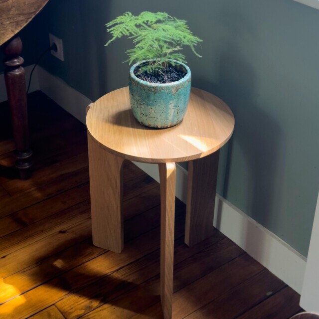 Reine Mère - Arche - Table d'appoint en chêne