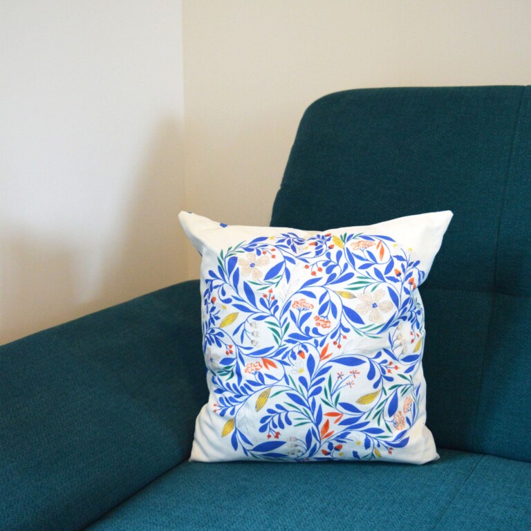 Maison Primavera - Coussin en coton et lin à motif Primula - Primavera