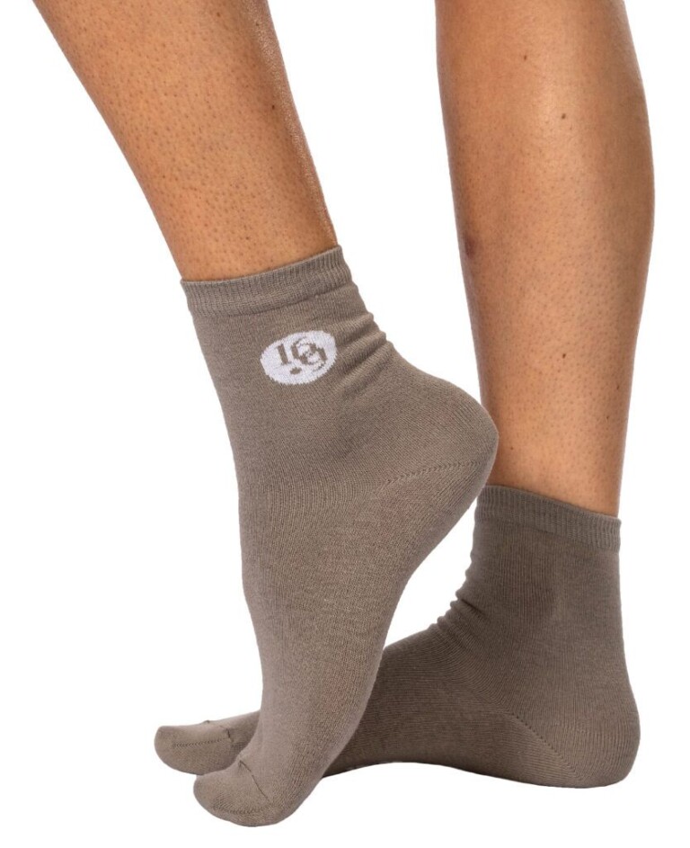 Seize point neuf - CHAUSSETTES COURTES GLADYS – noir