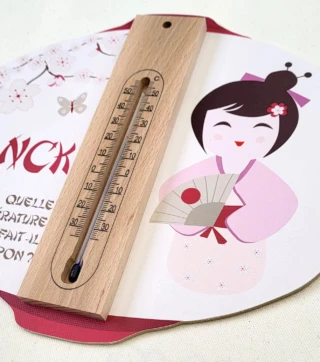 L’Atelier BABY’SPHERE - Thermomètre fille personnalisé et sa poupée kokeshi