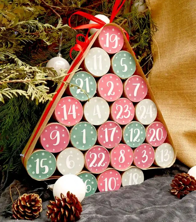 L’Atelier BABY’SPHERE - Calendrier de l’Avent DIY à garnir avec rouleaux carton renforcé