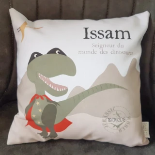 L’Atelier BABY’SPHERE - Coussin prénom dinosaure T-Rex super héros