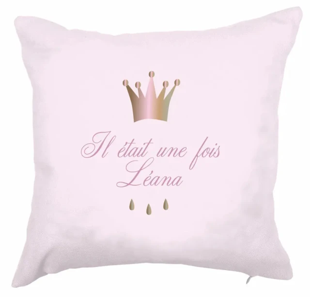 L’Atelier BABY’SPHERE - Coussin prénom rose de princesse “il était une fois…”