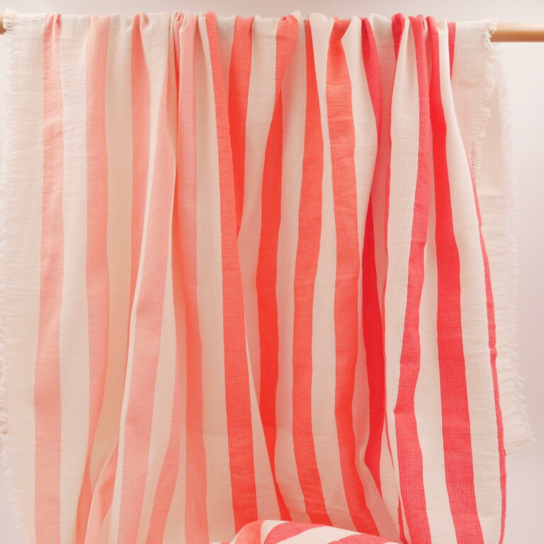 Aux Bains Français - Drap de Plage "Groseille"